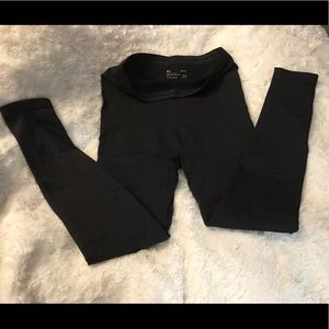 Shapermint Empetua leggings. Never worn and now they’re too big.